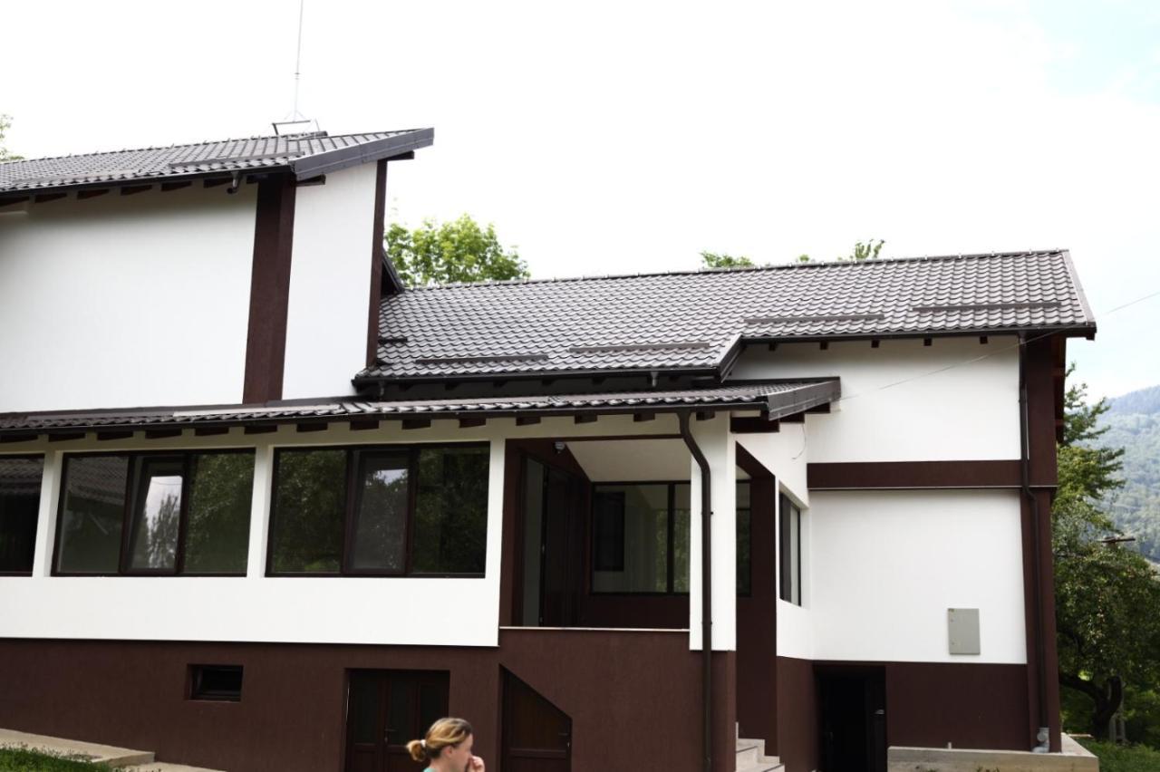 Hatasul Bunicului Arefu Ngoại thất bức ảnh